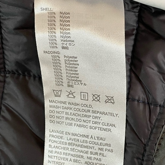 Little Donkey Andy Women's Lightweight Puffer Vest Warm Outdoor Sleeveless Small - Picture 10 of 11